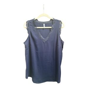 Viishow Women’s Navy Top with Lace Detail